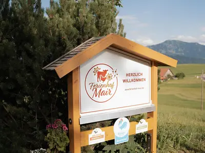 04 Hofschild Ferienhof Mair