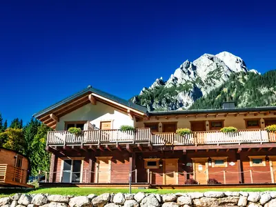 Gebäudeansicht vorne