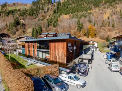 Außenseite Ferienhaus [Sommer]