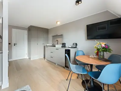Ferienwohnung für 2 Personen (55 m²) in Wenningstedt 8/10