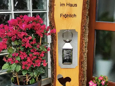 Haus Fröhlich- Eingang