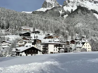 Außenseite Ferienhaus [Winter]