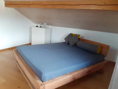 Schlafgelegenheit im Wohnzimmer