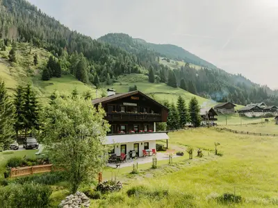 DJI_20250618214953_0851_D-min