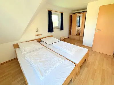 Ferienwohnung für 4 Personen (65 m²) in Middelhagen 8/10