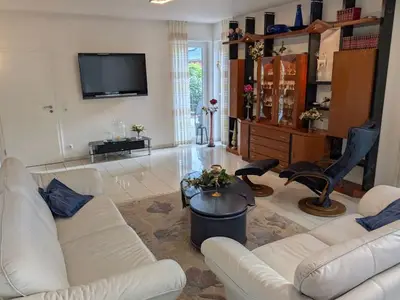 Ferienwohnung für 6 Personen (120 m²) in Leer 8/10