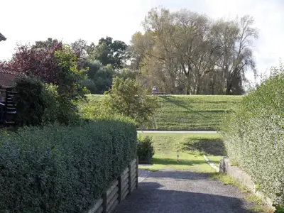 40ea7da6-f549-4aa4-98a8-a943b7ef9f97