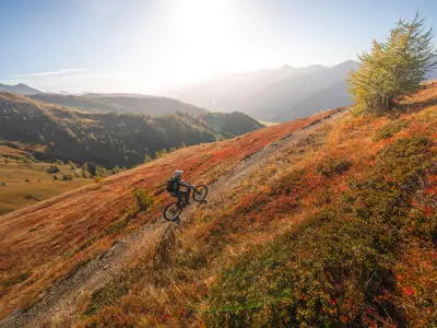 ebike-golzentipp-bergwiesentrail-herbst23-c-peter-