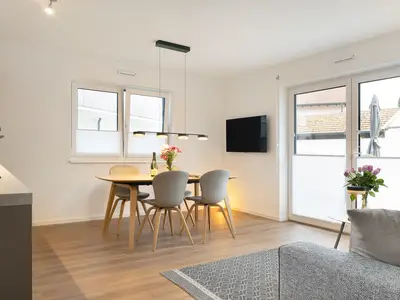 Wohnzimmer mit Fernseher