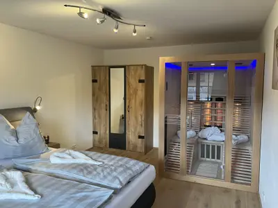 Schlafzimmer mit Infrarotsauna