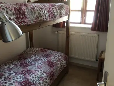 Schlafraum mit Etagenbett
