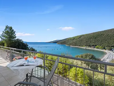 Ferienwohnung für 8 Personen (85 m²) in Rabac 1/10