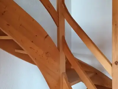TREPPE zu Schlafzimmern