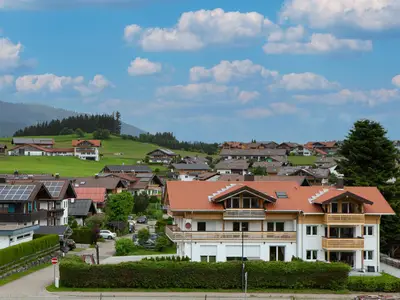 Haus Stoll Ortsblick Fischen im Allgäu