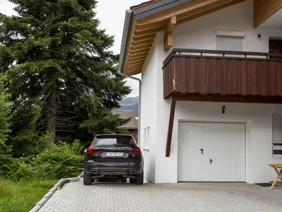 Haus Stoll Garagenzufahrt Fischen im Allgäu