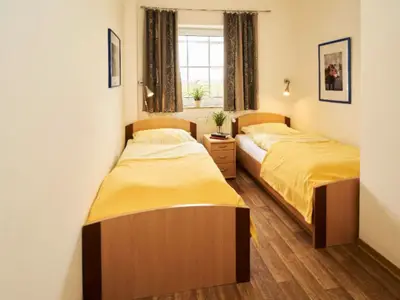 Ferienwohnung für 5 Personen in Hooksiel 3/10