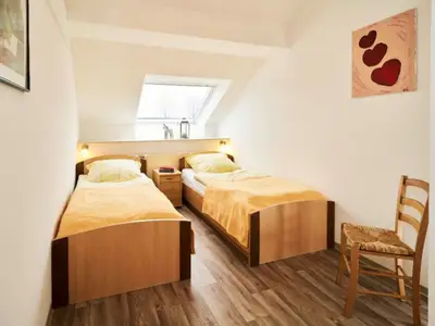 Ferienwohnung für 4 Personen in Hooksiel 4/9