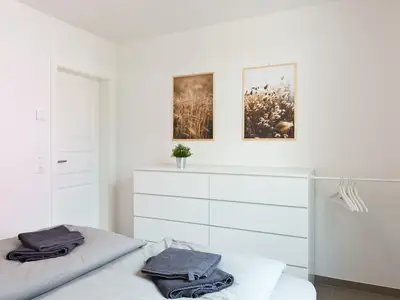 unter den Kiefern 93 EG-8