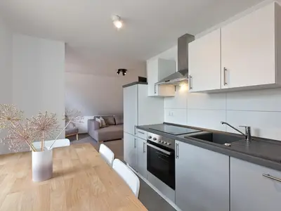 unter den Kiefern 93 OG-7