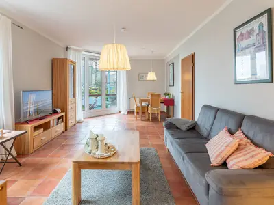 Ferienwohnung für 2 Personen (56 m²) in Husum 1/10