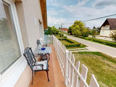 Ferienwohnung für 8 Personen (80 m²) in Balatonszabadi 2/10