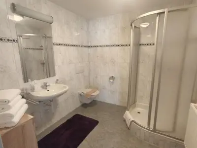 Ferienwohnung Bergzauber Badezimmer
