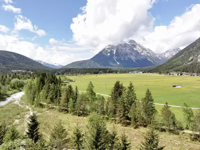 dji_fly_20240520_113110_0002_1716143219701_photo