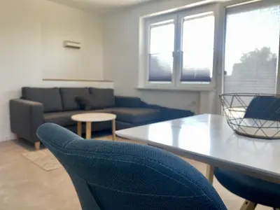 Wohnzimmer mit Essbereich