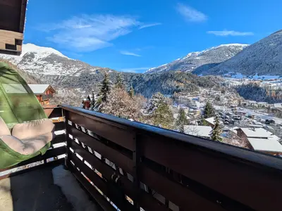 PXL_20251128_111928676