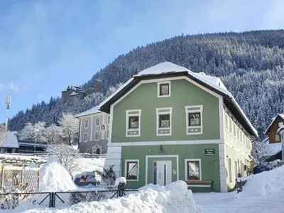 Außenseite Ferienhaus [Winter]