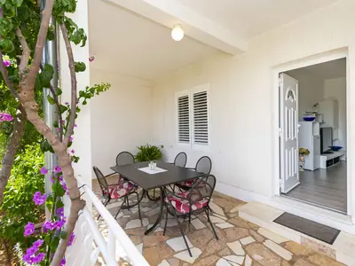 Ferienwohnung für 4 Personen (40 m²) in Poljica 6/10