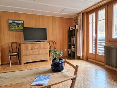 Wohnzimmer mit Südbalkon