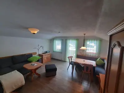 Ferienwohnung für 2 Personen (45 m²) in Haldensee 7/9