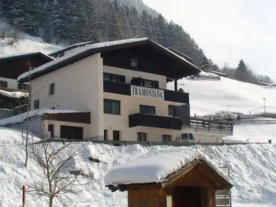 Hausansicht Winter Tramontana