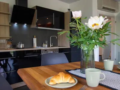 Am-Wiesental-Küche und Essbereich