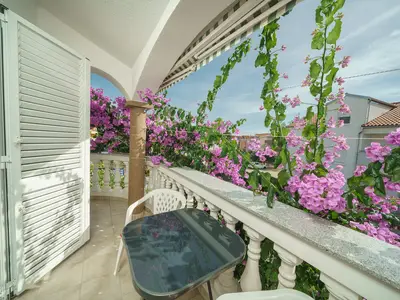 balcony-terrace