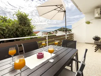 balcony-terrace