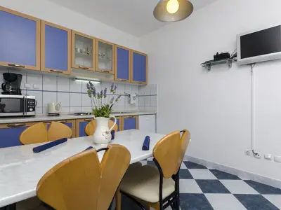 kitchen-diner