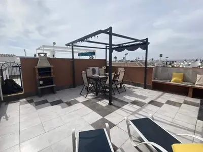 Ferienwohnung für 5 Personen (54 m²) in Urb Jardin Del Mar Fase V 3/10