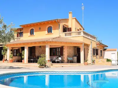 Ferienwohnung für 9 Personen (200 m²) in Santa Margalida 4/10