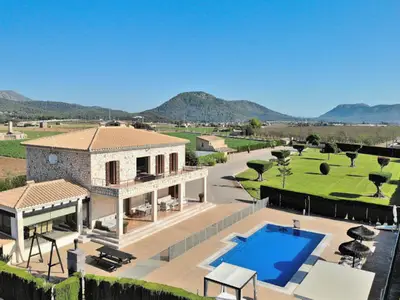 Ferienwohnung für 9 Personen (250 m²) in sa Pobla 1/10