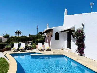 Ferienwohnung für 8 Personen (145 m²) in Binibequer 1/10