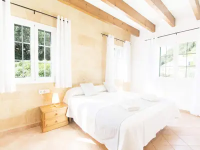 Ferienwohnung für 9 Personen (200 m²) in Ferreries 9/10