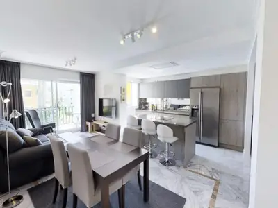 Ferienwohnung für 7 Personen (89 m²) in St. Peter of Alcántara 4/10