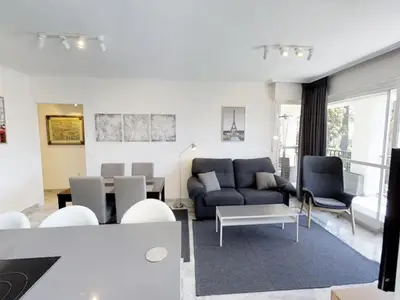 Ferienwohnung für 7 Personen (89 m²) in St. Peter of Alcántara 5/10