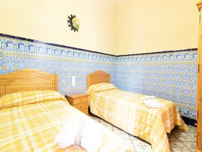 Ferienwohnung für 7 Personen (212 m²) in Cuartell 5/10