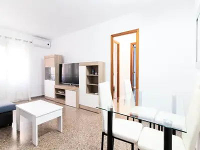 Ferienwohnung für 7 Personen (90 m²) in Puerto de Sagunto 2/10
