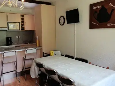 Ferienwohnung für 7 Personen (42 m²) in Praloup 1/10