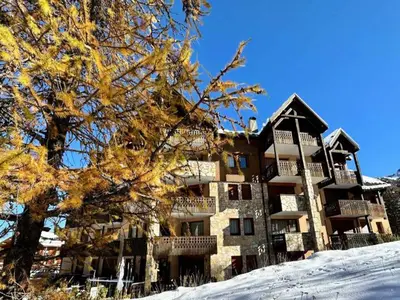 Ferienwohnung für 9 Personen (100 m²) in Les Claux 1/10