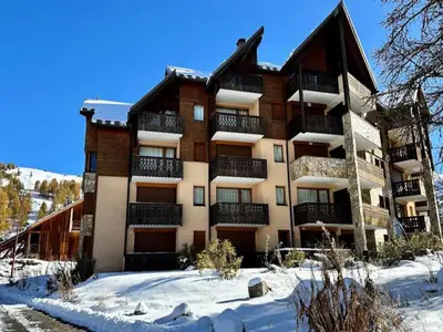 Ferienwohnung für 9 Personen (100 m²) in Les Claux 2/10